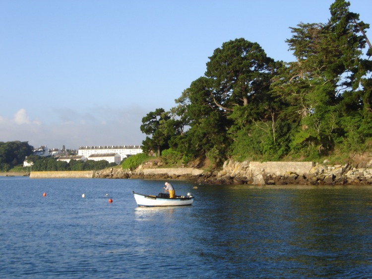 Mouillage derri�re l'Ile Tristan
