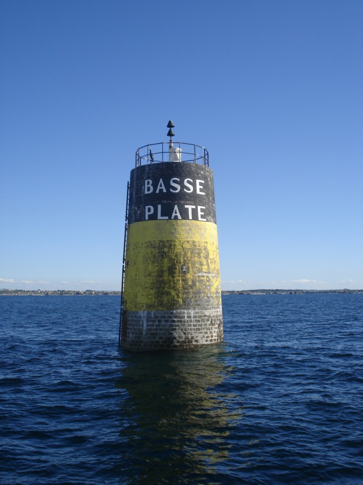 La Basse plate,   l'entre du chenal de l'Ile de Batz